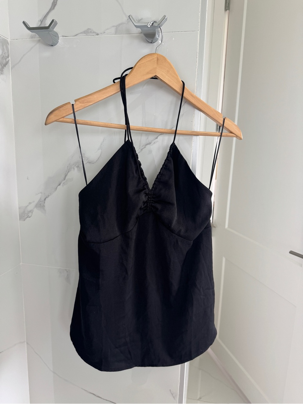 🖤 Black Silky Halter Top size S